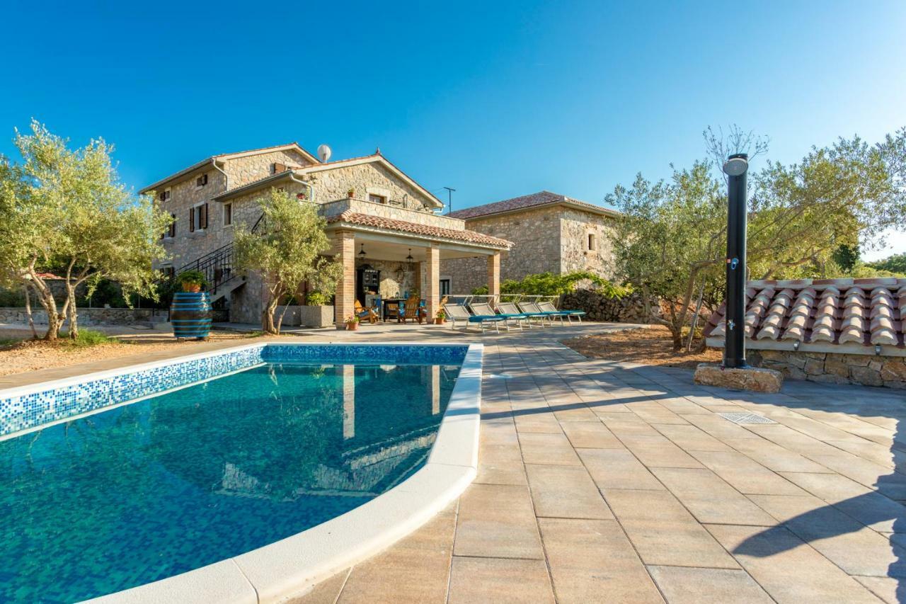 Country Villa St Anton مالينسكا المظهر الخارجي الصورة